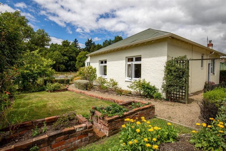 Photo of property in 159 Scotland Street, Roxburgh, 9500