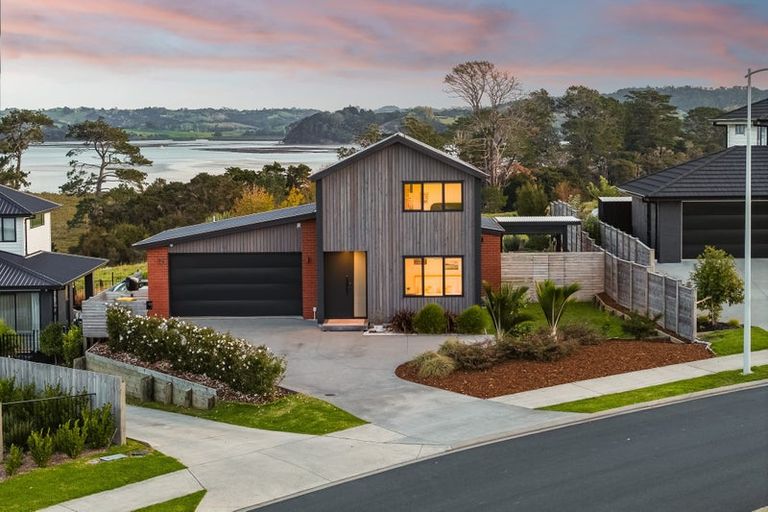 Photo of property in 43 Kia Kaha Drive, Snells Beach, 0920