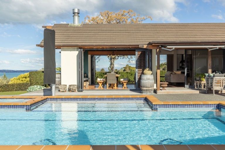 Photo of property in 797 Main North Road, Bay View, Napier, 4182