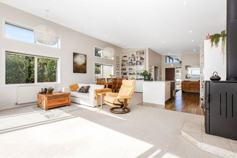 Photo of property in 152 Eskdale Road, Papakowhai, Porirua, 5024
