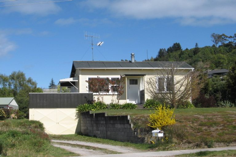 Photo of property in 2/736 Acacia Bay Road, Acacia Bay, Taupo, 3330
