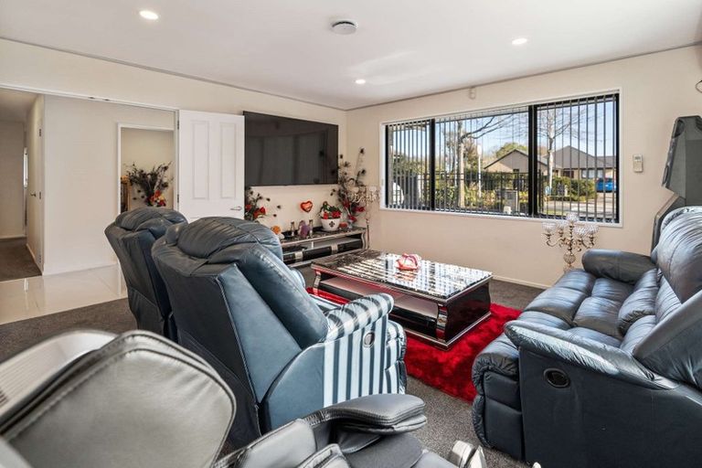 Photo of property in 17 Macartney Avenue, Halswell, Christchurch, 8025