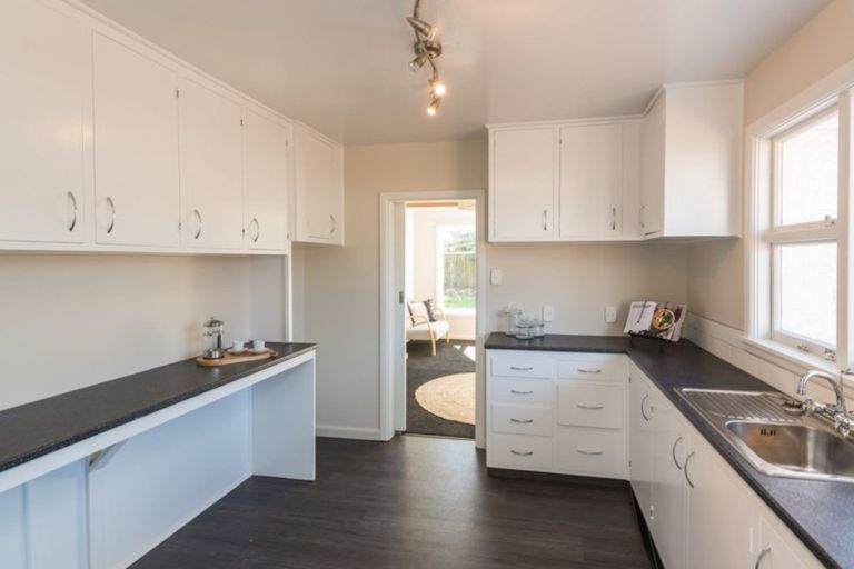 Photo of property in 3 Palmers Road, New Brighton, Christchurch, 8083