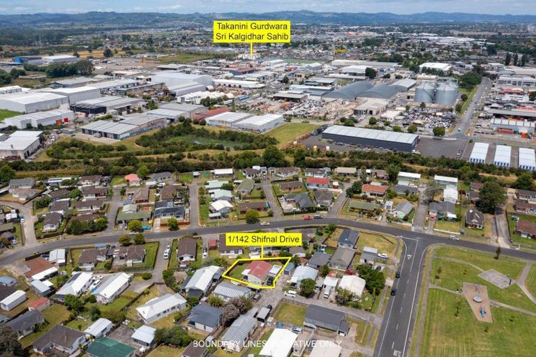 Photo of property in 1/142 Shifnal Drive, Randwick Park, Auckland, 2105