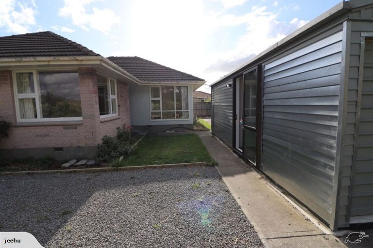 Photo of property in 1 Ballantyne Avenue, Upper Riccarton, Christchurch, 8041
