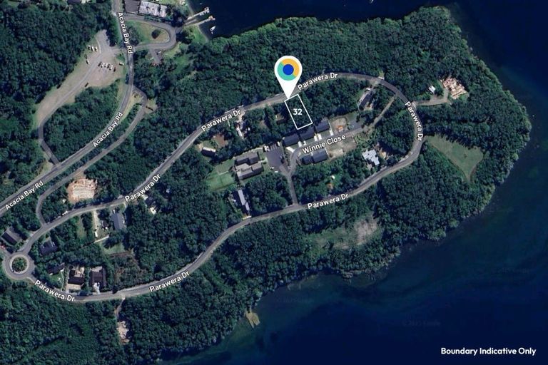 Photo of property in 32 Parawera Drive, Acacia Bay, Taupo, 3330