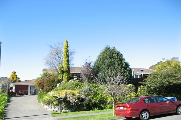 Photo of property in 6 Padfield Place, Havelock North, 4130