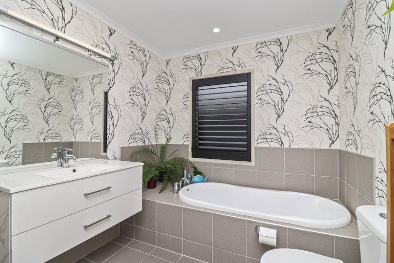 Photo of property in 107 Hollister Lane, Ohauiti, Tauranga, 3112