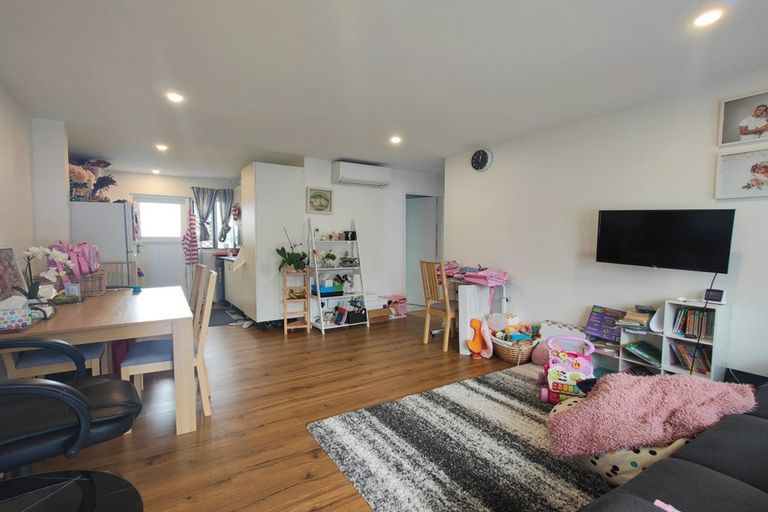 Photo of property in 1/7 Cebalo Place, Mount Wellington, Auckland, 1060