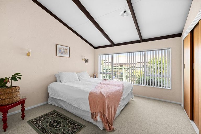 Photo of property in 5 Wallace Way, Havelock North, 4130