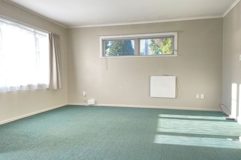 Photo of property in 35 Dunns Street, Silverstream, Upper Hutt, 5019
