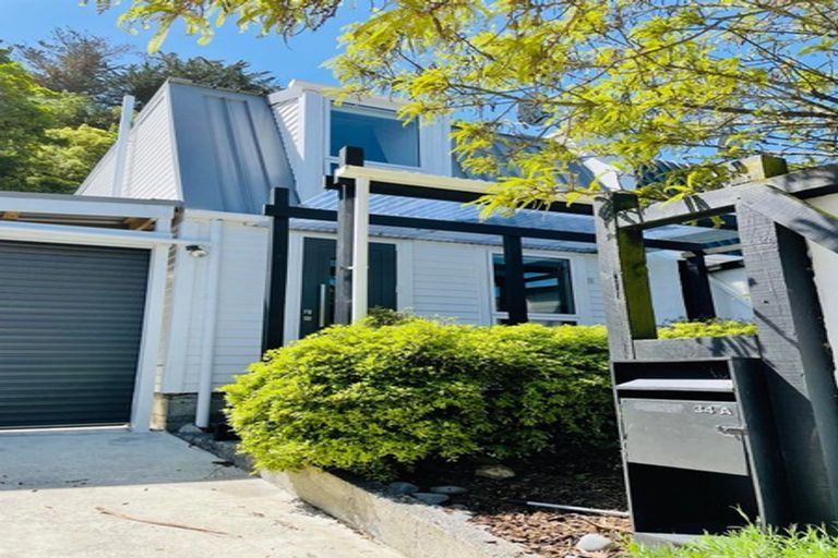 Photo of property in 34a Ranelagh Street, Karori, Wellington, 6012