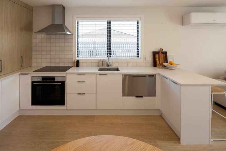 Photo of property in 2/10 Maanihi Drive, Rototuna North, Hamilton, 3210