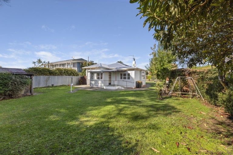 Photo of property in 142 Charles Street, Blenheim, 7201