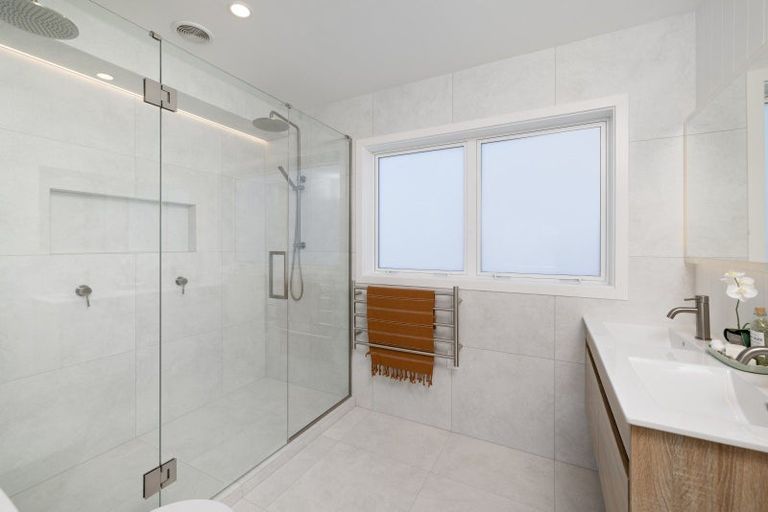 Photo of property in 16 Seychelles Drive, Papamoa Beach, Papamoa, 3118