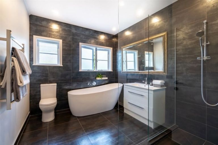 Photo of property in 2/19 Harley Road, Takapuna, Auckland, 0622