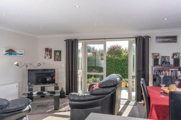 Photo of property in 25 Tuscan Lane, Martinborough, 5711