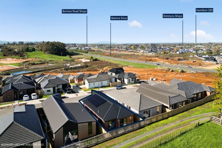 Photo of property in 15 Waruhia Crescent, Rototuna North, 3281