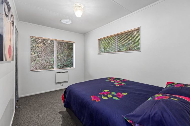 Photo of property in 94 Milton Road, Bluff Hill, Napier, 4110