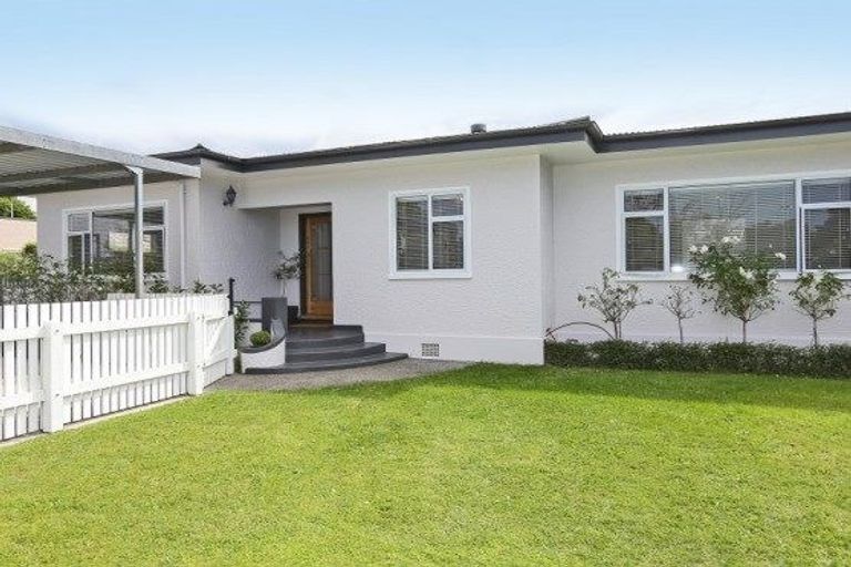 Photo of property in 11 Morse Street, Marewa, Napier, 4110