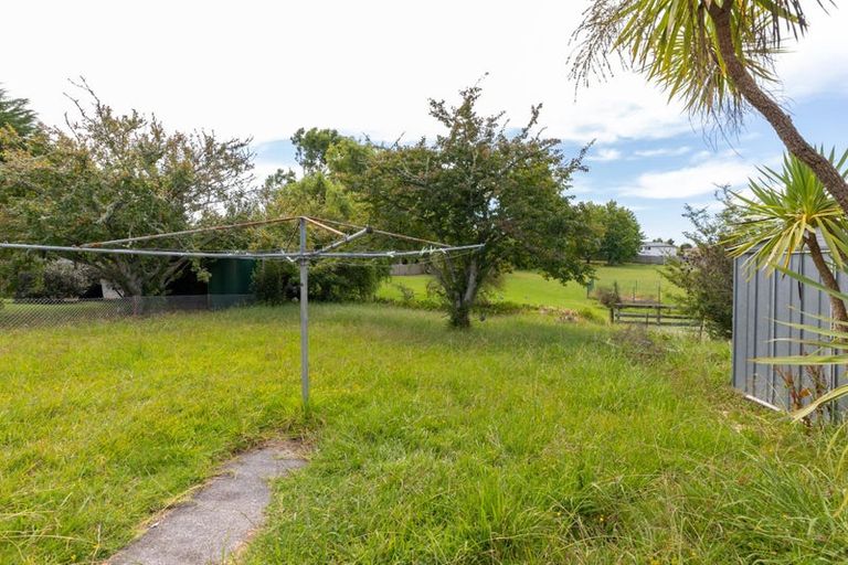 Photo of property in 29 Golf Road, New Lynn, Auckland, 0600