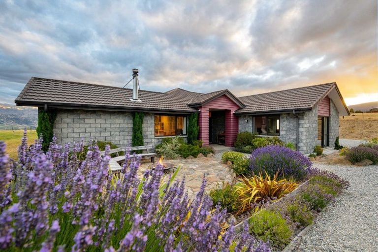 Photo of property in 11 Macmillan Lane, Mount Pisa, Cromwell, 9383