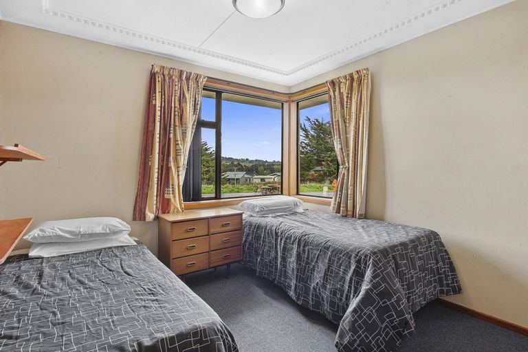 Photo of property in 10 Weir Street, Green Island, Dunedin, 9018