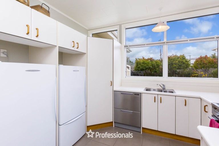 Photo of property in 9 Brentwood Street, Trentham, Upper Hutt, 5018