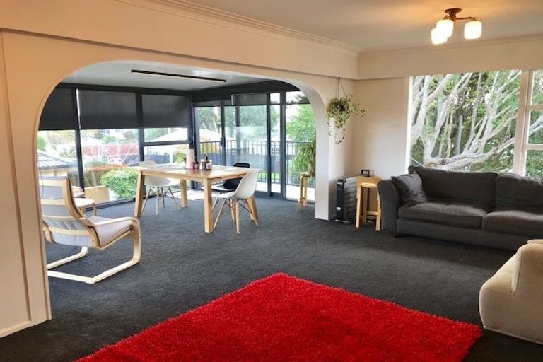 Photo of property in 1/18 Sydney Street, Hauraki, Auckland, 0622