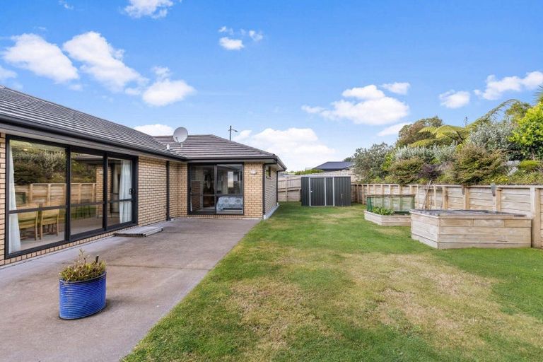 Photo of property in 38 Fernbrook Drive, Hurworth, New Plymouth, 4310