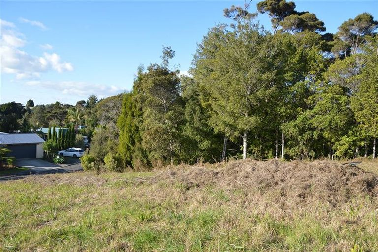 Photo of property in 15 Hihitahi Rise, Paihia, 0200