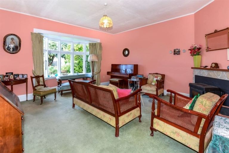 Photo of property in 1 Celia Street, Redcliffs, Christchurch, 8081