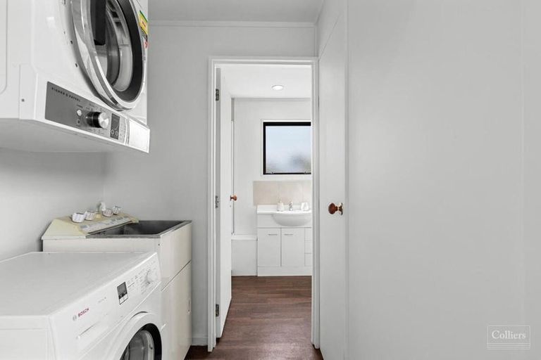 Photo of property in 9b Dart Place, Fernhill, Queenstown, 9300