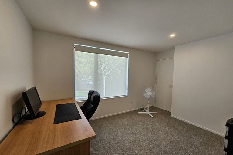 Photo of property in 4/71 Raukawa Street, Stokes Valley, Lower Hutt, 5019