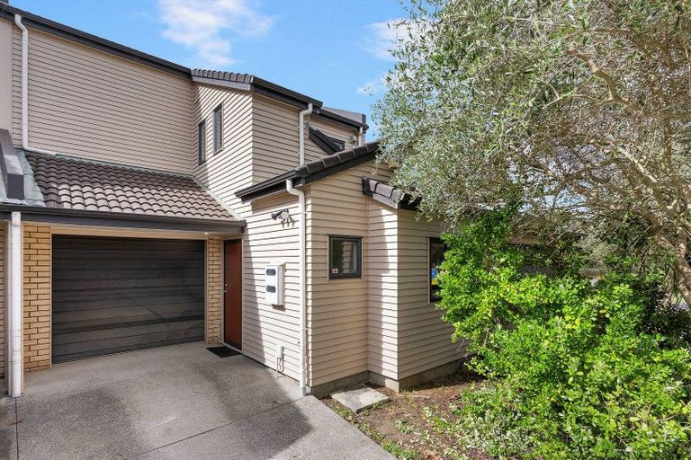 Photo of property in 8 Skip Lane, East Tamaki, Auckland, 2013