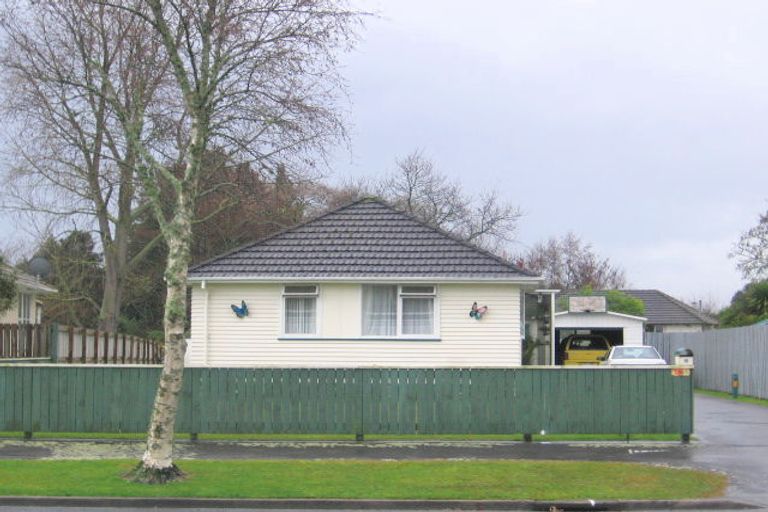 Photo of property in 19 Montgomery Crescent, Bader, Hamilton, 3206