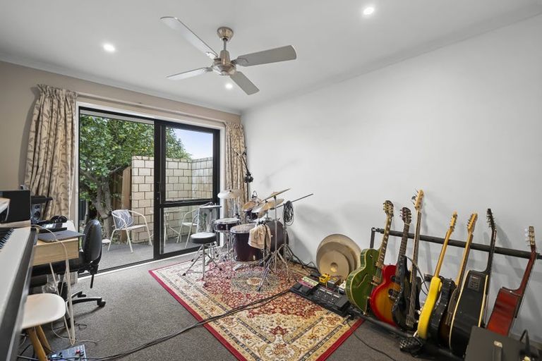 Photo of property in 24 Hakatere Road, Pegasus, 7612