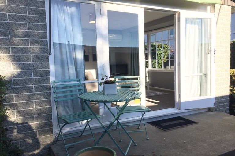 Photo of property in 2/57 Saint Albans Street, St Albans, Christchurch, 8014