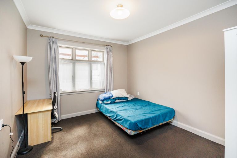 Photo of property in 201 Fitzherbert Avenue, West End, Palmerston North, 4410