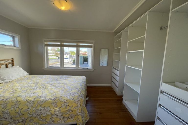 Photo of property in 35 Alma Road, Milford, Auckland, 0620
