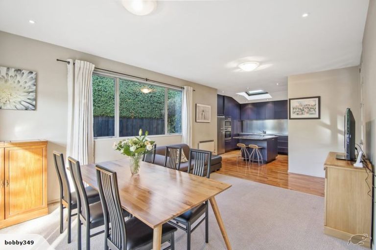 Photo of property in 45a Wroxton Terrace, Merivale, Christchurch, 8014