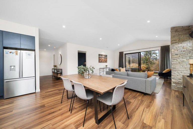 Photo of property in 5 Durness Court, Jacks Point, Queenstown, 9371