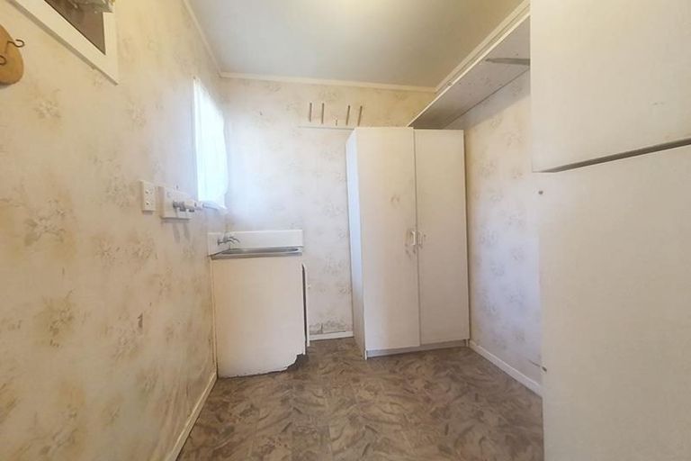 Photo of property in 10 Topaz Place, Wiri, Auckland, 2104