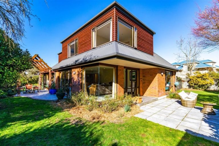 Photo of property in 23 Ilam Park Place, Ilam, Christchurch, 8041