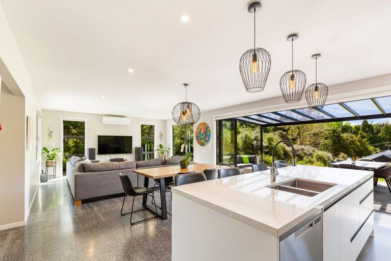 Photo of property in 224 Birdwood Road, Massey, Auckland, 0614