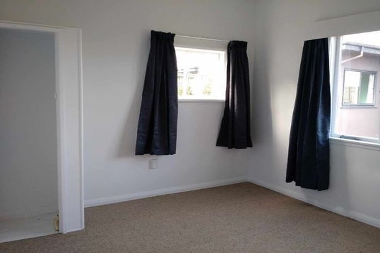 Photo of property in 27-29 Guys Hill Road, Hospital Hill, Napier, 4110