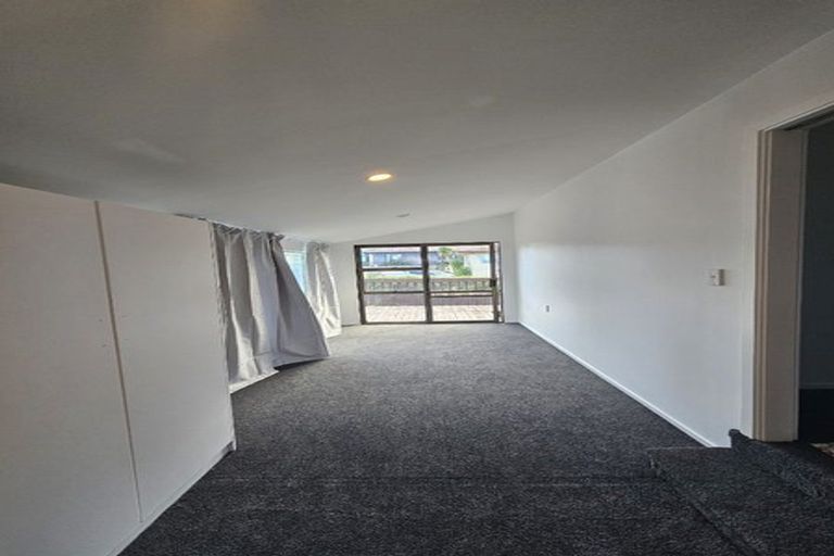 Photo of property in 2/12 Sherie Place, Howick, Auckland, 2014