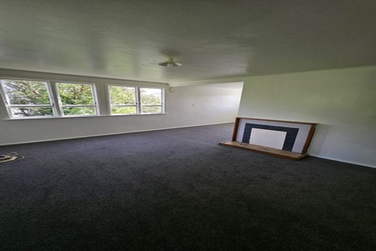 Photo of property in 148-152 Champion Street, Cannons Creek, Porirua, 5024