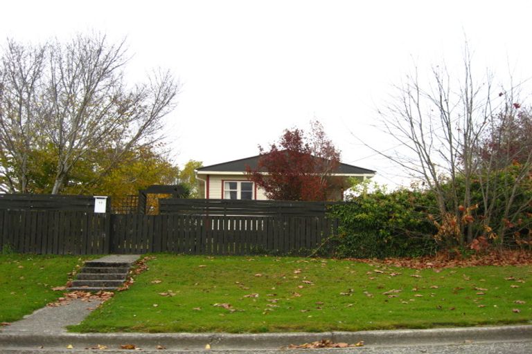 Photo of property in 11 Forest Street, Tapanui, 9522