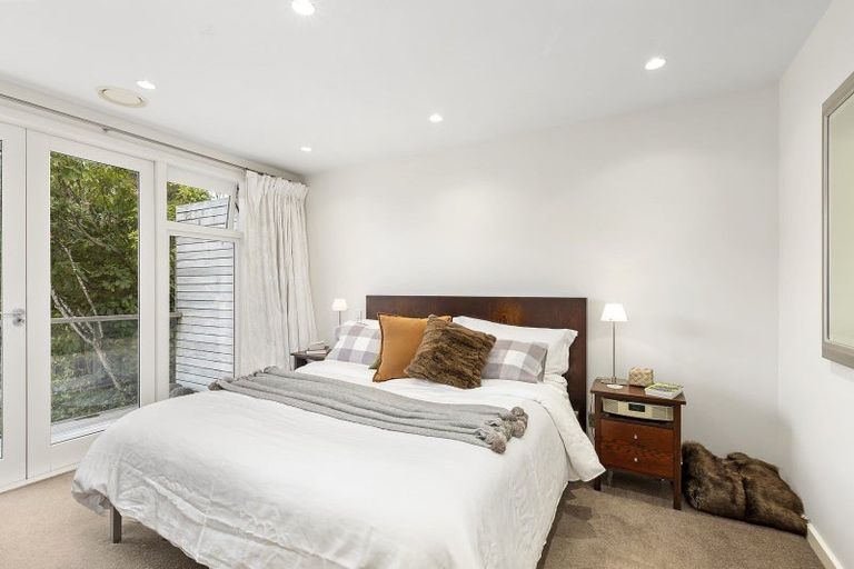 Photo of property in 102 Heke Street, Ngaio, Wellington, 6035